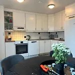 Ubytování v soukromí Koselig Rom I Med Felles Fasiliteter Tromsø