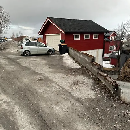 Koselig Rom I Med Felles Fasiliteter Tromso