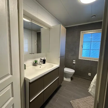 Koselig Rom I Med Felles Fasiliteter