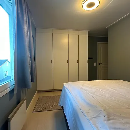 Koselig Rom I Med Felles Fasiliteter Homestay szállás