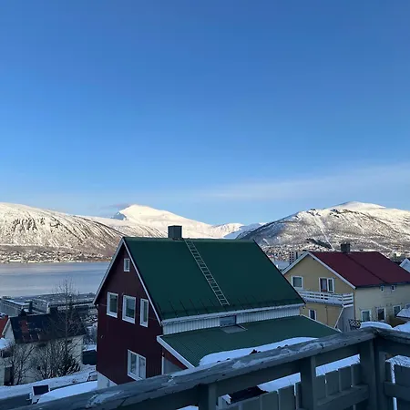 Homestay Koselig Rom I Med Felles Fasiliteter *